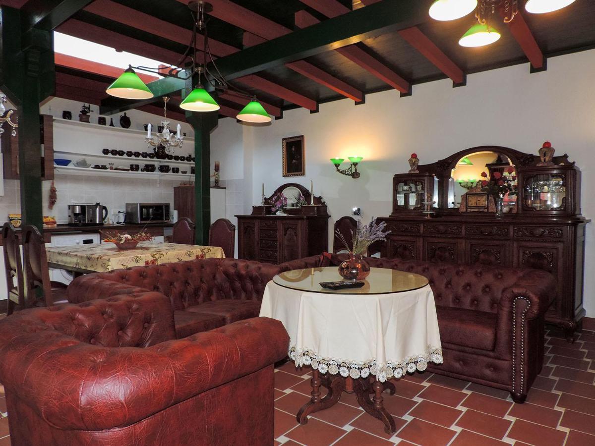 Stilvolles Ferienhaus Artdeco แวร์นิกโกโรเดอ ภายนอก รูปภาพ